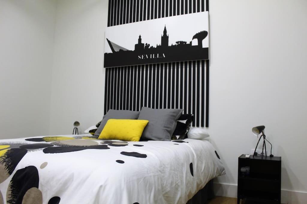 Smarttrip Apartment Севиля Екстериор снимка