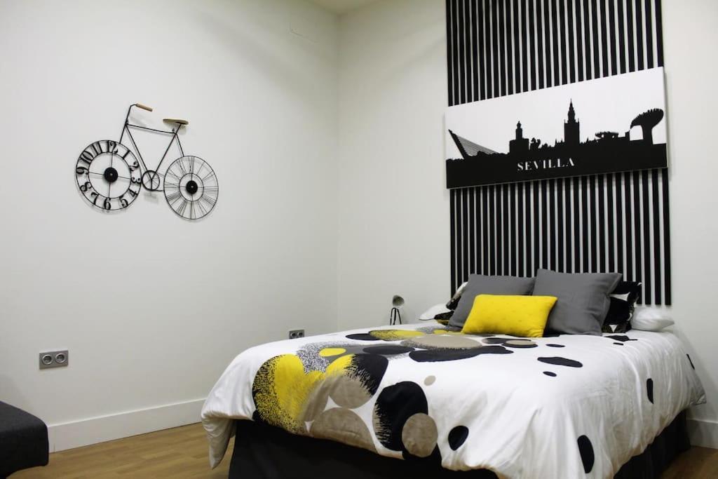 Smarttrip Apartment Севиля Екстериор снимка